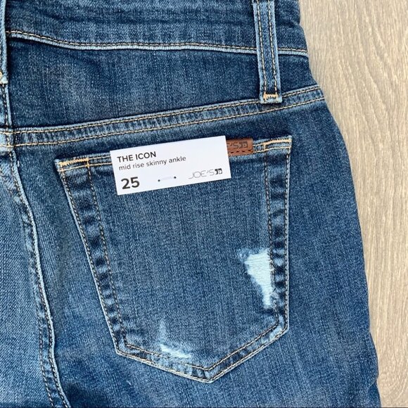 Joe’s Jeans Skinny Jeans Icon Aydin Distressed asymmetrical hem denim mid rise - Picture 13 of 16